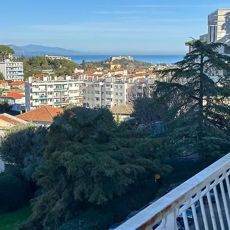 Elegant Avec Terrasse Vue Apartment *